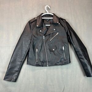 NWOT Love Tree Size Large Faux Leather Moto Biker Jacket black